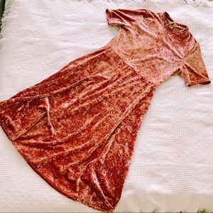 Crushed velvet pink midi dress